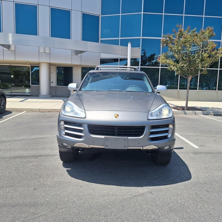 2010 Porsche 955/957 Cayenne S - Image 6 of 31