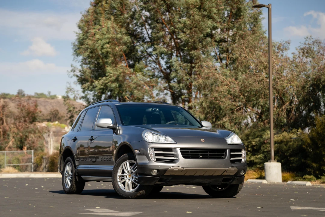 2010 Porsche 955/957 Cayenne S - Image 10 of 31
