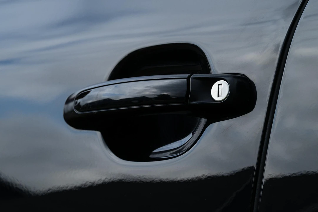 2010 Porsche 955/957 Cayenne S - Image 18 of 31