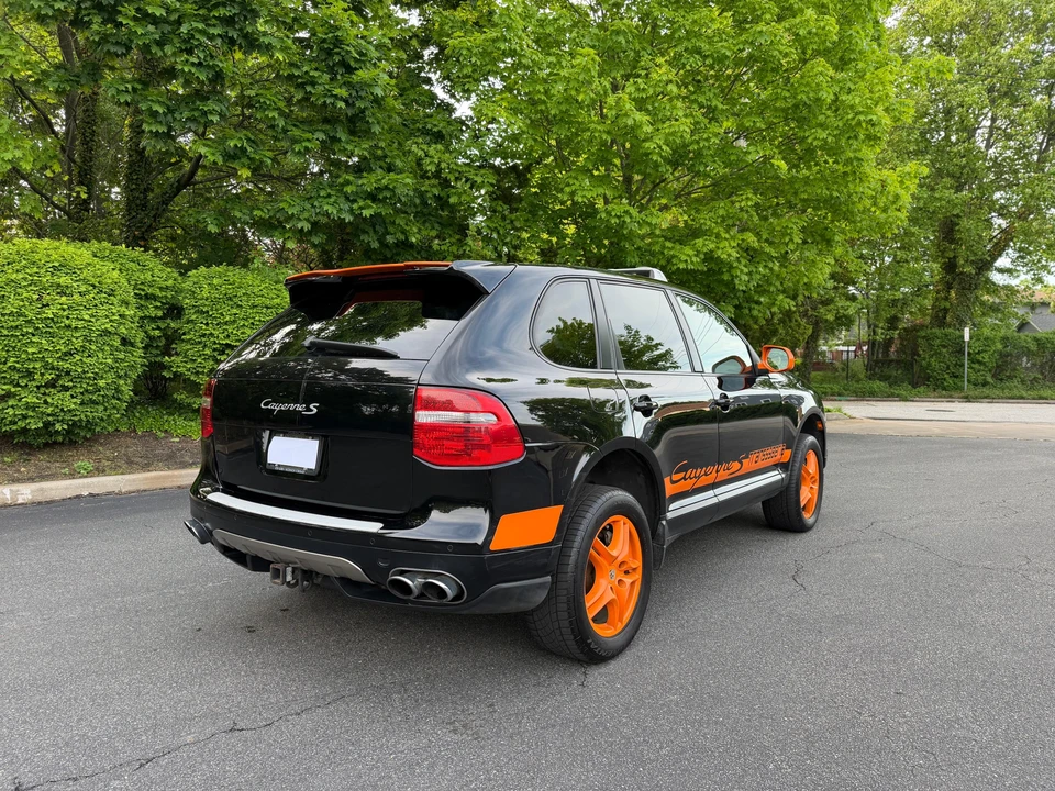 2010 Porsche 955/957 Cayenne S - Image 12 of 31