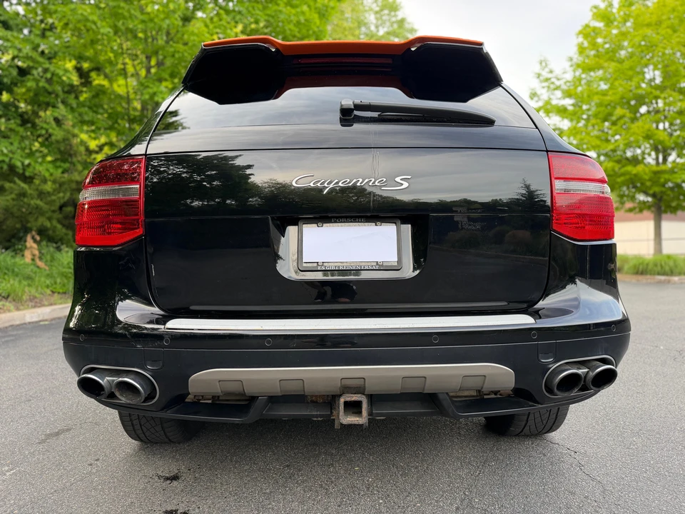 2010 Porsche 955/957 Cayenne S - Image 10 of 31