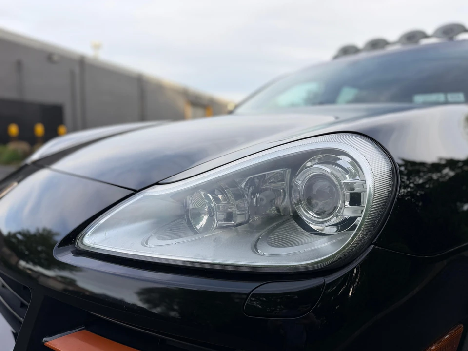 2010 Porsche 955/957 Cayenne S - Image 18 of 31