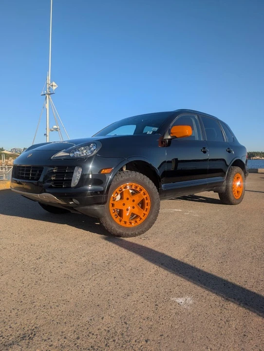 2010 Porsche 955/957 Cayenne S - Image 8 of 31