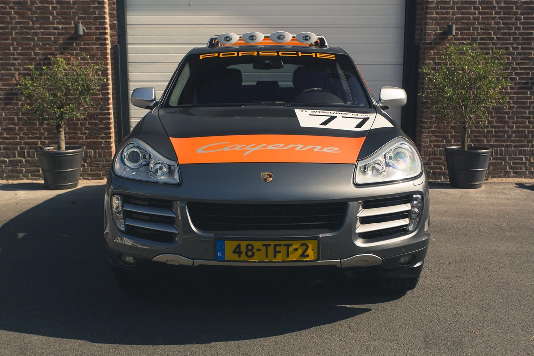2010 Porsche 955/957 Cayenne S - Image 3 of 31