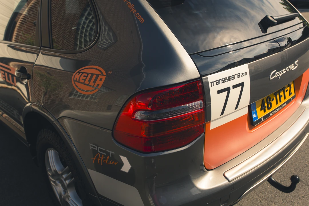 2010 Porsche 955/957 Cayenne S - Image 27 of 31