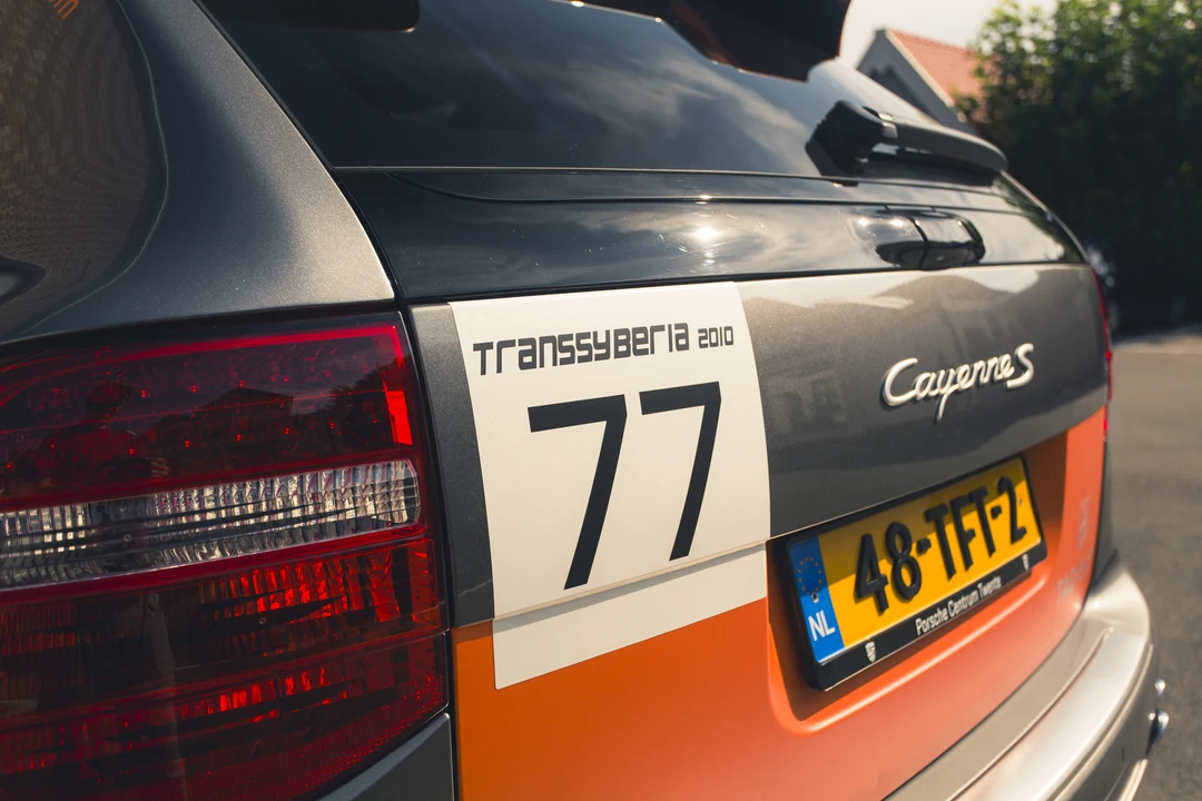 2010 Porsche 955/957 Cayenne S - Image 28 of 31