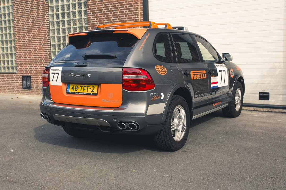 2010 Porsche 955/957 Cayenne S - Image 14 of 31