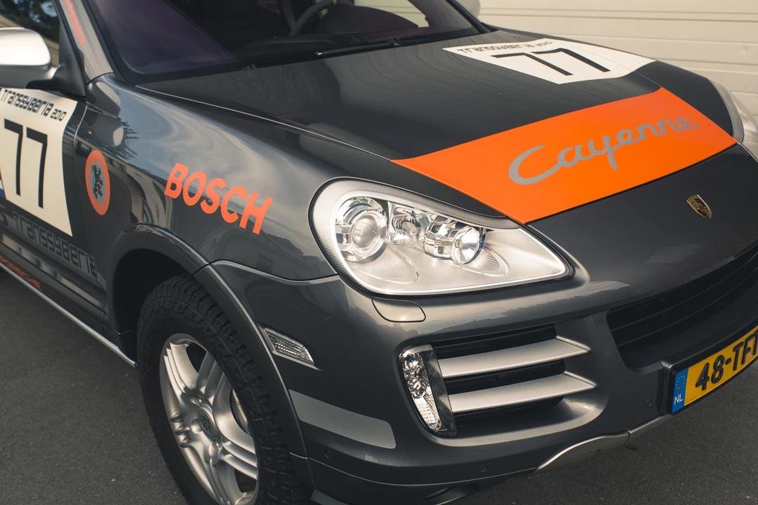 2010 Porsche 955/957 Cayenne S - Image 22 of 31