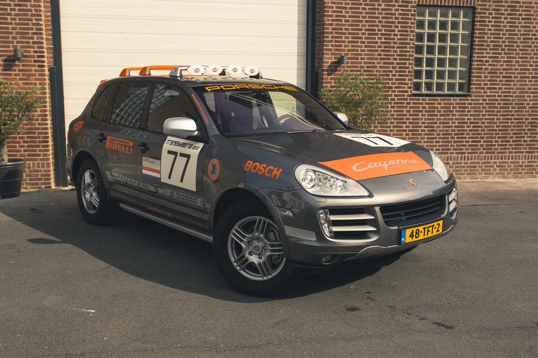 2010 Porsche 955/957 Cayenne S - Image 4 of 31