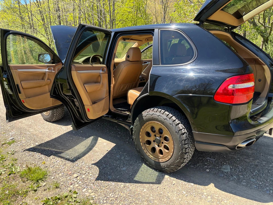 2010 Porsche 955/957 Cayenne S - Image 21 of 31