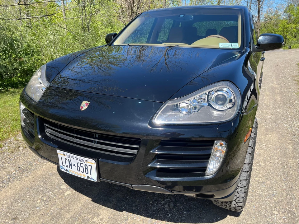 2010 Porsche 955/957 Cayenne S - Image 29 of 31