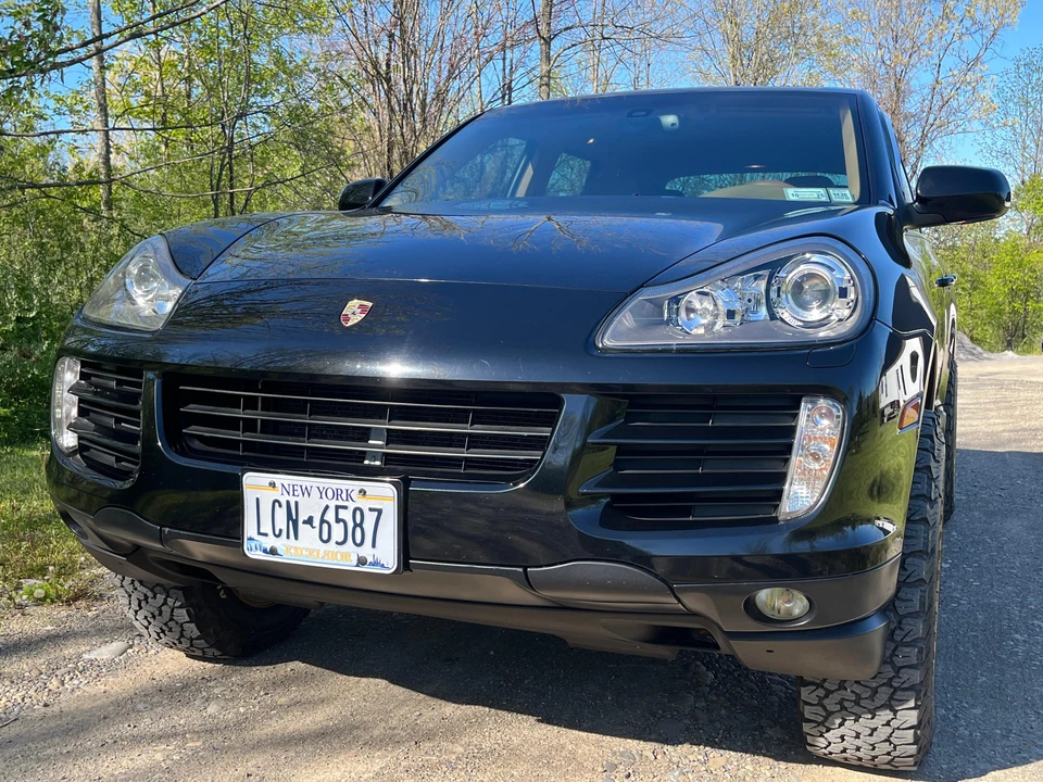 2010 Porsche 955/957 Cayenne S - Image 8 of 31