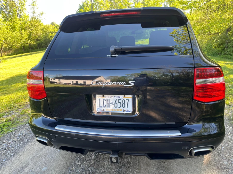 2010 Porsche 955/957 Cayenne S - Image 14 of 31