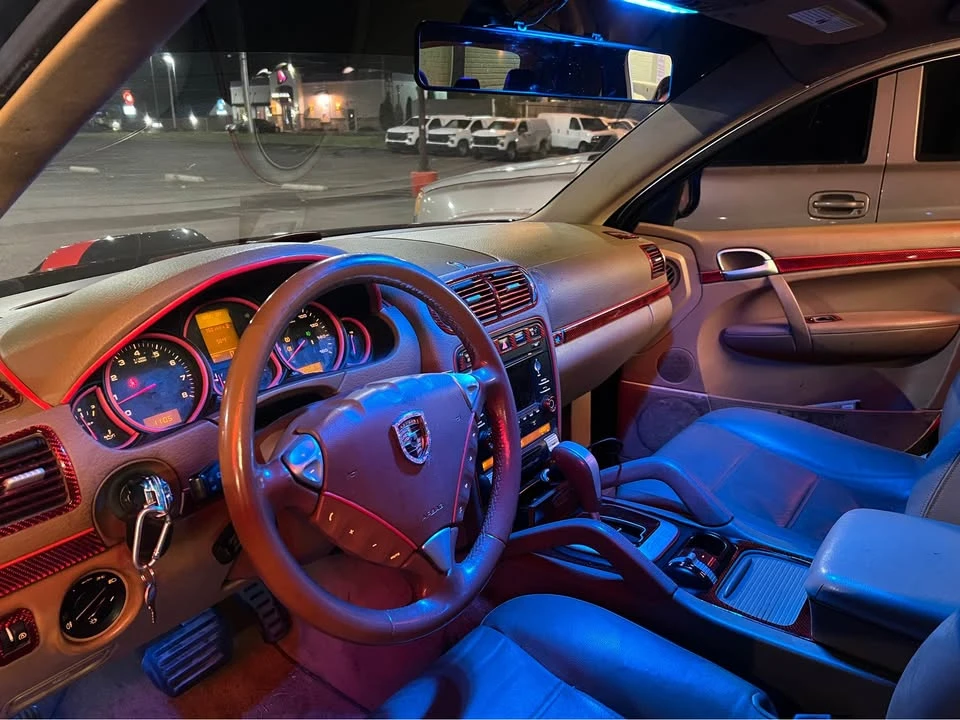 2010 Porsche 955/957 Cayenne - Image 3 of 21