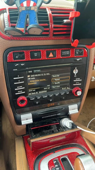 2010 Porsche 955/957 Cayenne - Image 17 of 21