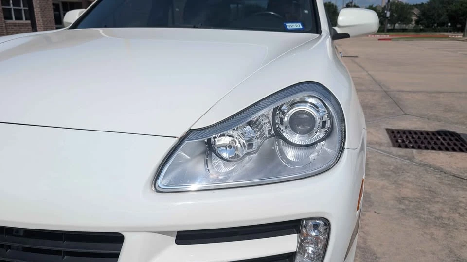 2010 Porsche Cayenne - Image 10 of 20
