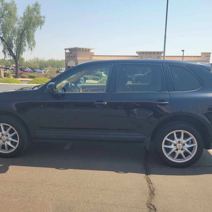 2010 Porsche Cayenne - Image 5 of 10