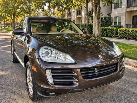 2010 Porsche Cayenne Sport Utility 4D