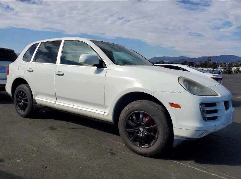2010 Porsche 955/957 Cayenne - Image 2 of 6