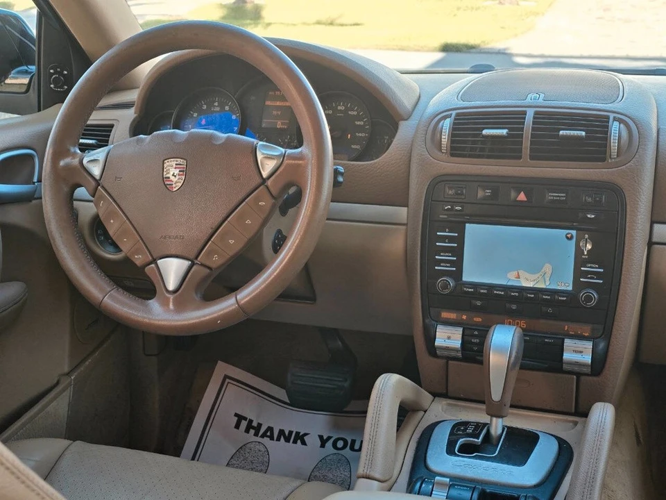 2010 Porsche 955/957 Cayenne - Image 9 of 21