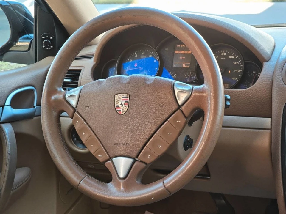2010 Porsche 955/957 Cayenne - Image 10 of 21