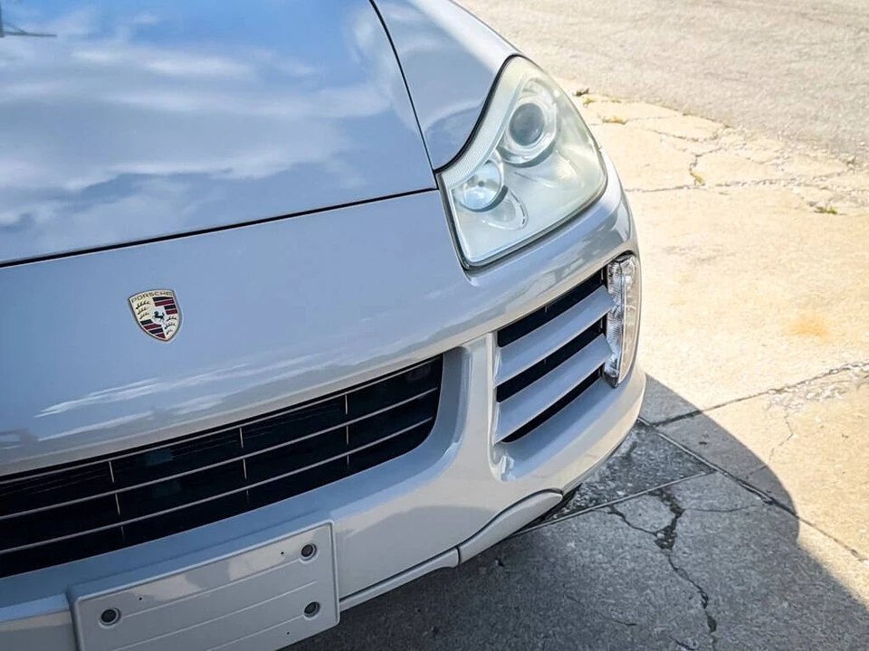 2010 Porsche 955/957 Cayenne - Image 8 of 31