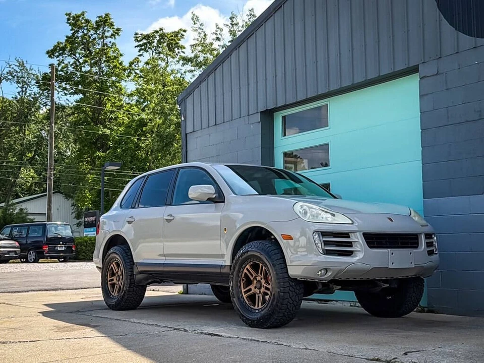 2010 Porsche 955/957 Cayenne - Image 11 of 31