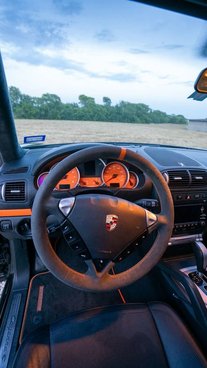 2010 Porsche 955/957 Cayenne S - Image 10 of 26