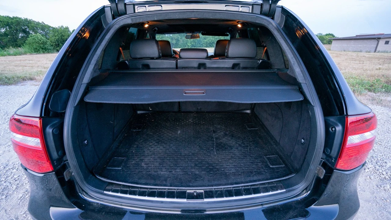 2010 Porsche 955/957 Cayenne S - Image 16 of 26