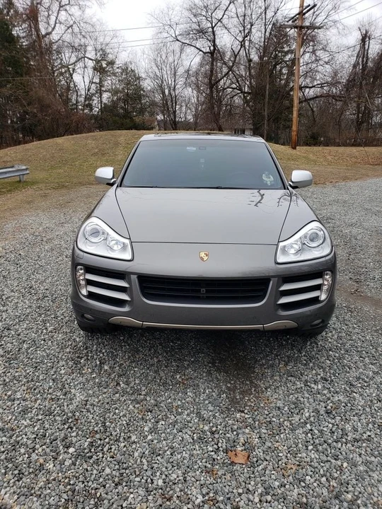 2010 Porsche 955/957 Cayenne S - Image 14 of 15