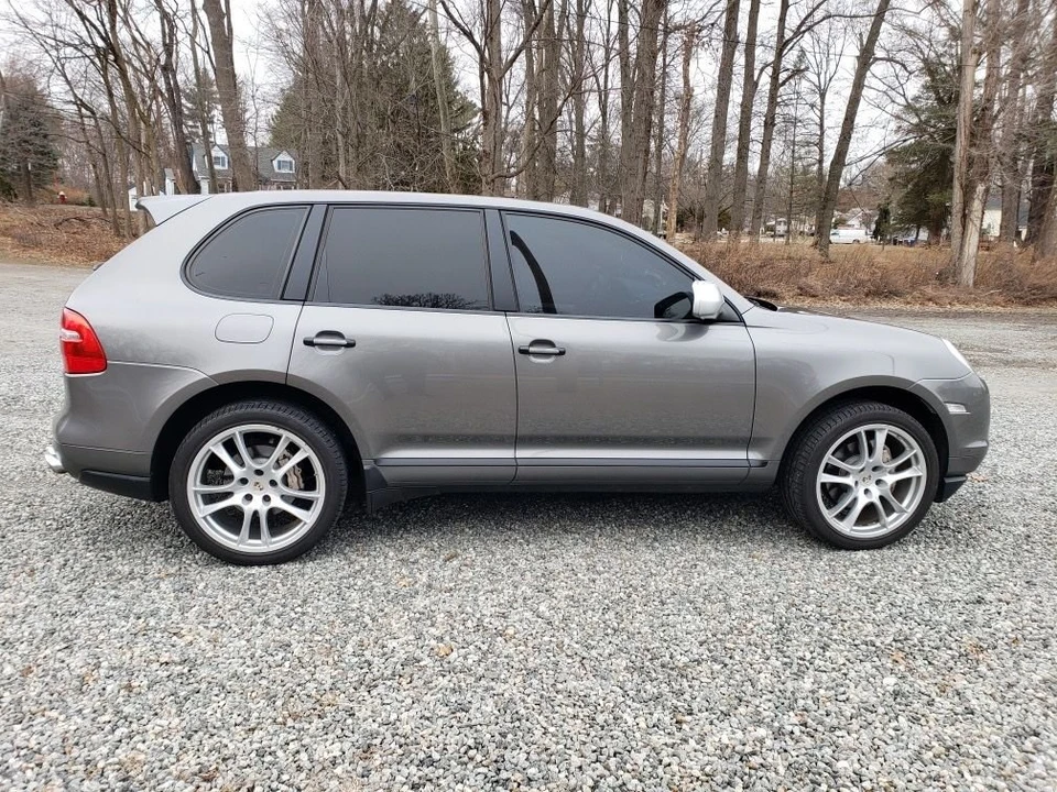 2010 Porsche 955/957 Cayenne S - Image 13 of 15