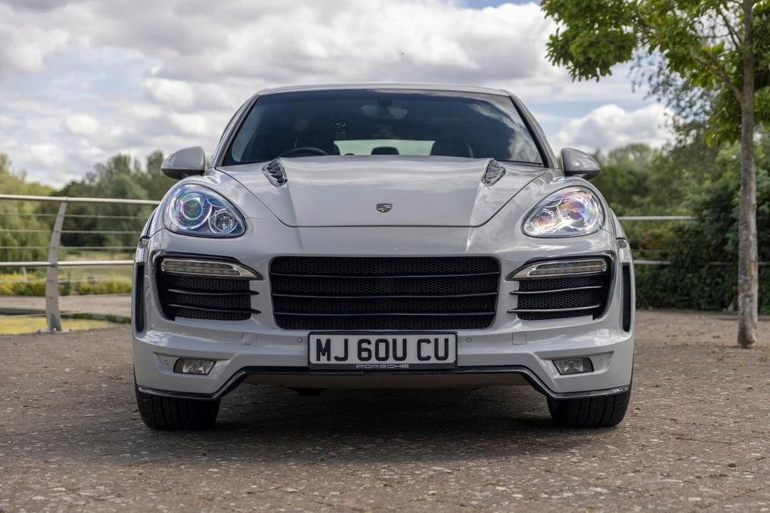 2010 Porsche Cayenne - Image 5 of 30