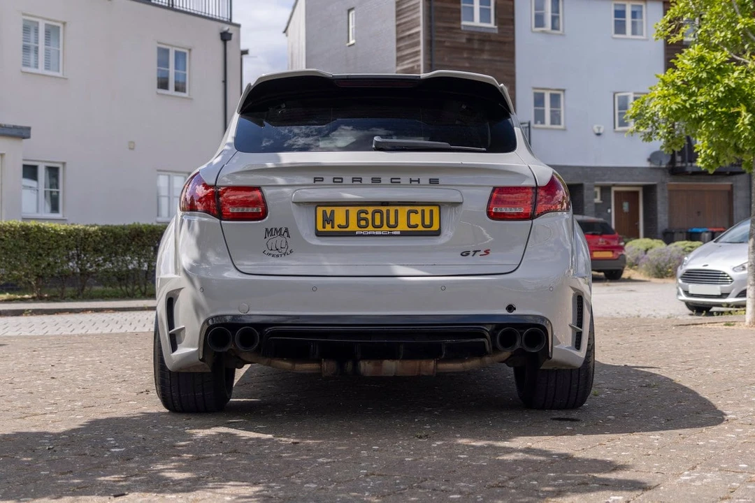 2010 Porsche Cayenne - Image 17 of 30