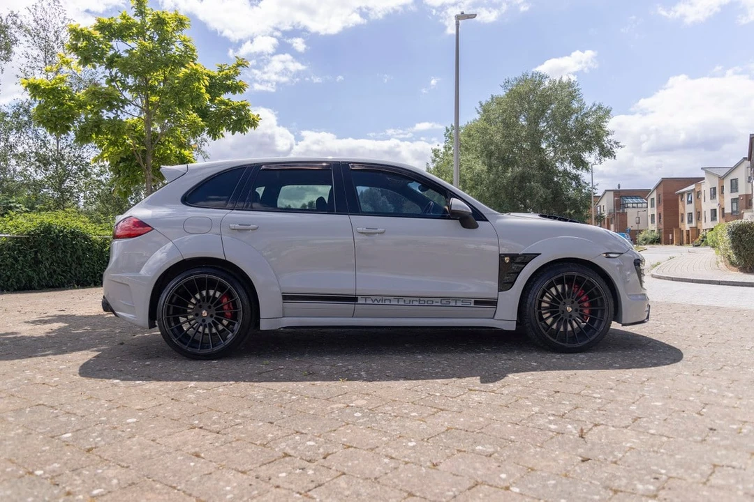 2010 Porsche Cayenne - Image 25 of 30