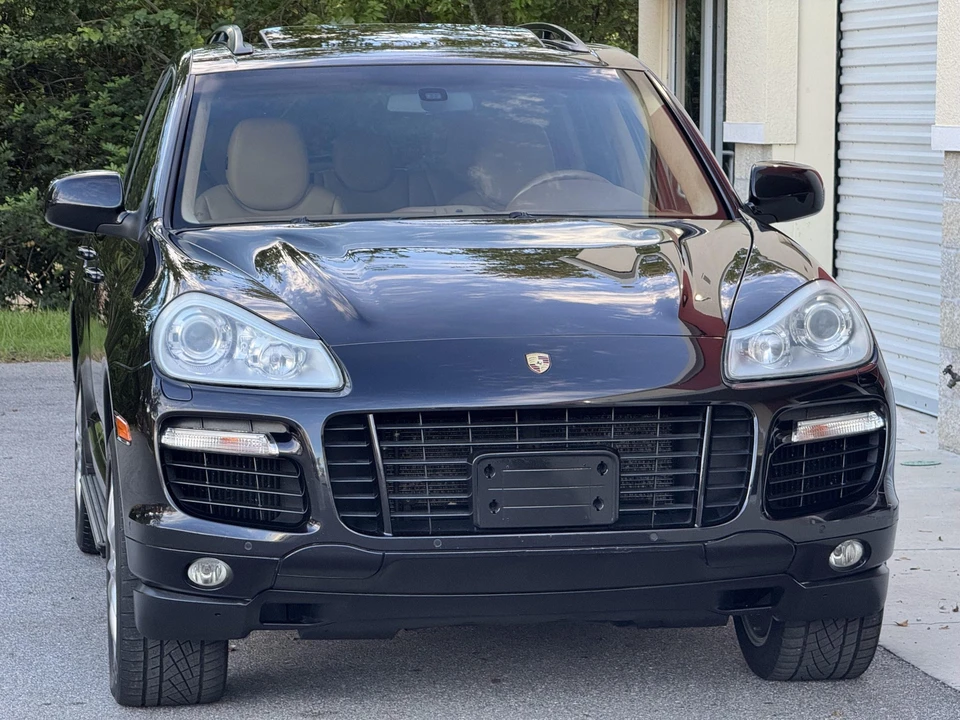 2010 Porsche 955/957 Cayenne Turbo - Image 26 of 31