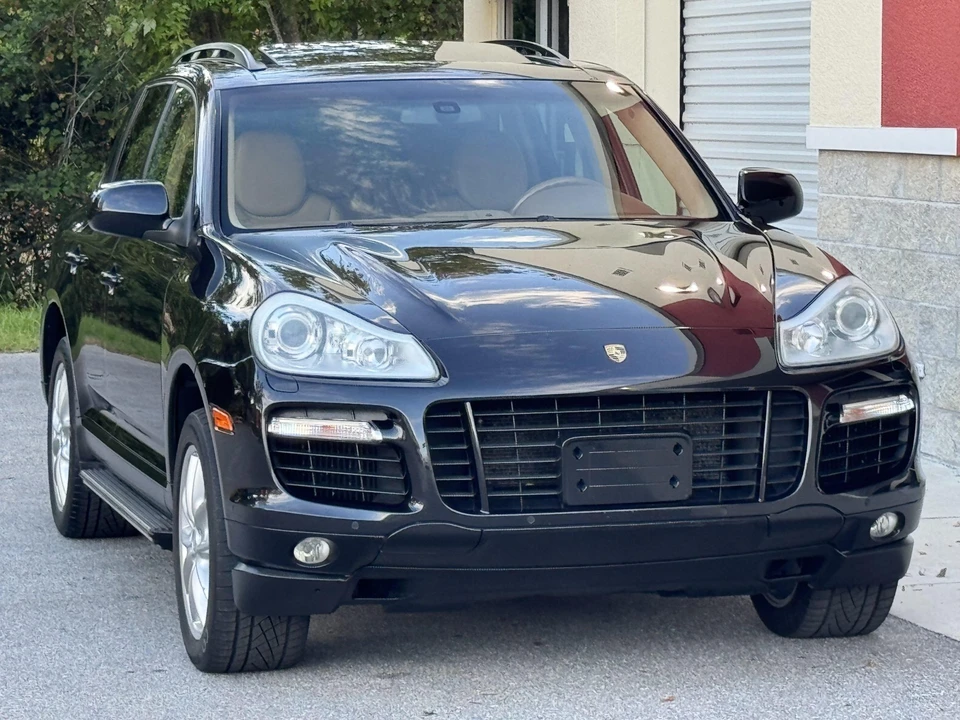 2010 Porsche 955/957 Cayenne Turbo - Image 25 of 31