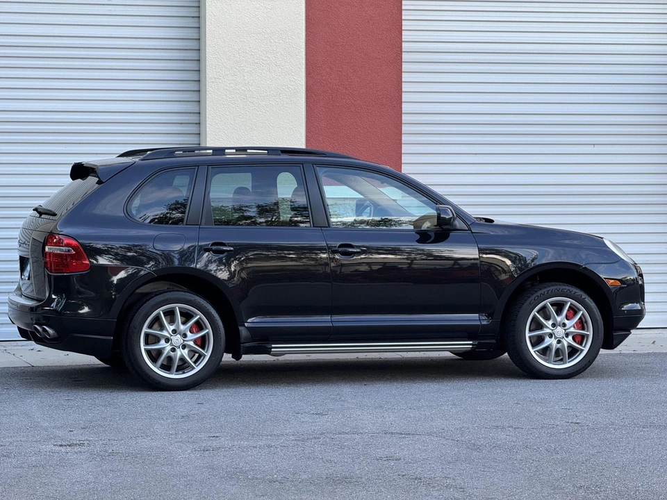 2010 Porsche 955/957 Cayenne Turbo - Image 19 of 31