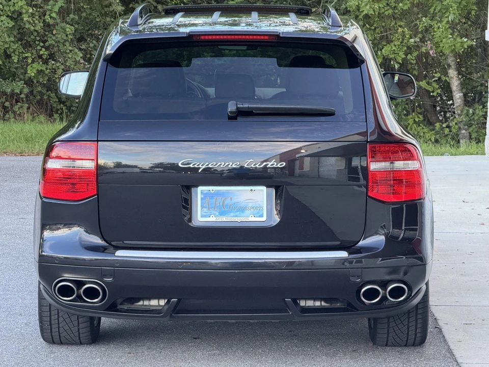 2010 Porsche 955/957 Cayenne Turbo - Image 13 of 31