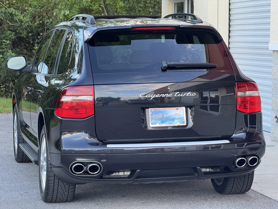2010 Porsche 955/957 Cayenne Turbo - Image 12 of 31