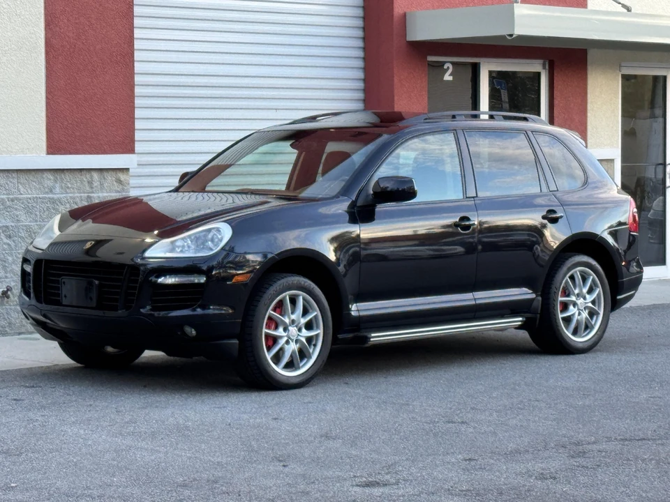2010 Porsche 955/957 Cayenne Turbo - Image 5 of 31