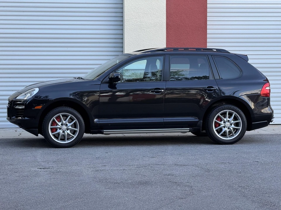 2010 Porsche 955/957 Cayenne Turbo - Image 7 of 31