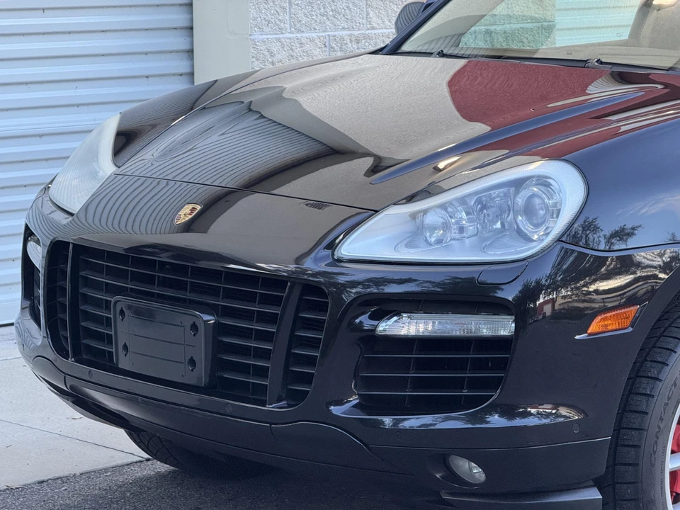 2010 Porsche 955/957 Cayenne Turbo - Image 28 of 31
