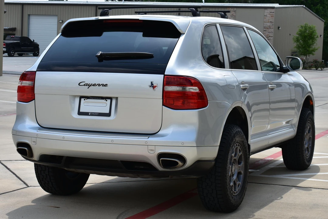 2010 Porsche 955/957 Cayenne - Image 4 of 9