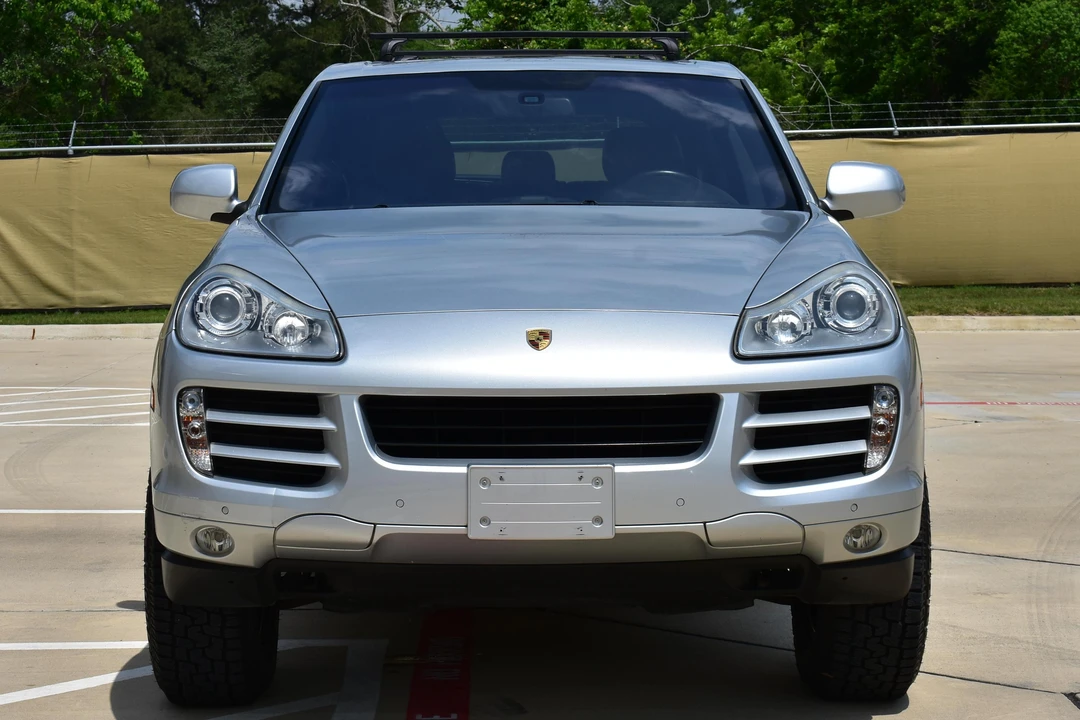 2010 Porsche 955/957 Cayenne - Image 2 of 9
