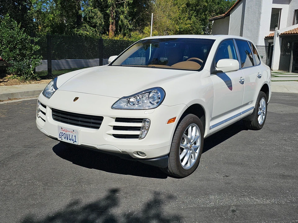 2010 Porsche 955/957 Cayenne - Image 26 of 31