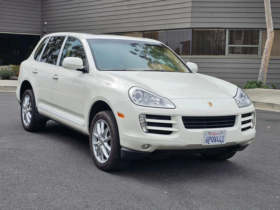 2010 Porsche 955/957 Cayenne - Image 19 of 31