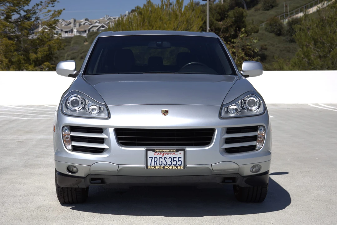 2010 Porsche 955/957 Cayenne - Image 3 of 31