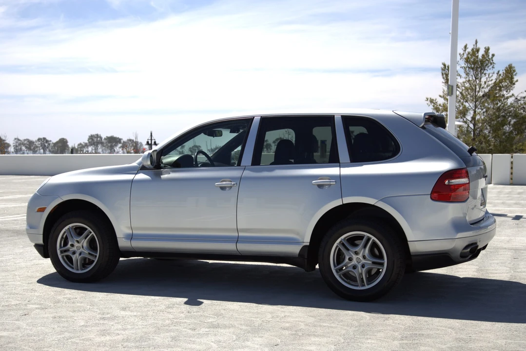 2010 Porsche 955/957 Cayenne - Image 20 of 31