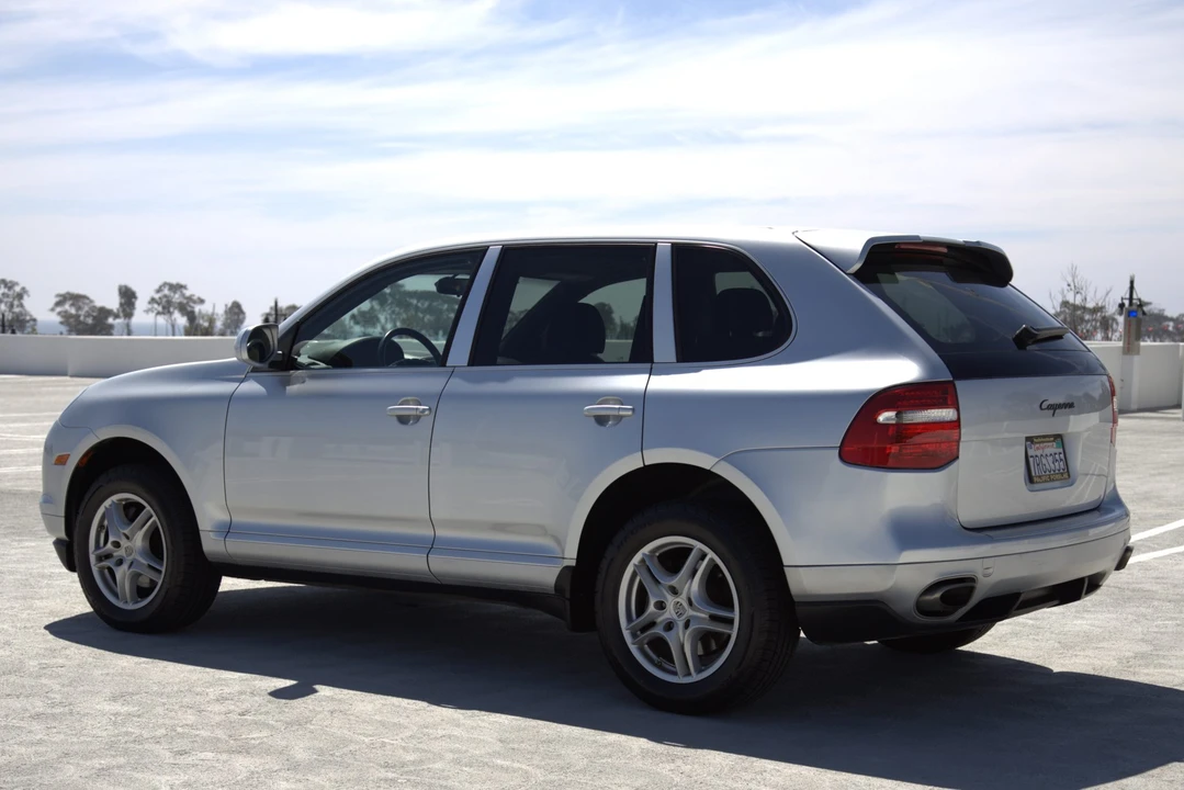 2010 Porsche 955/957 Cayenne - Image 22 of 31