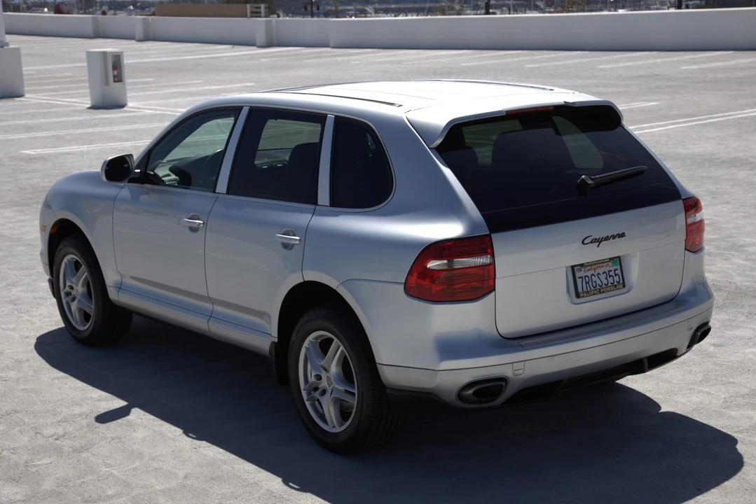 2010 Porsche 955/957 Cayenne - Image 26 of 31